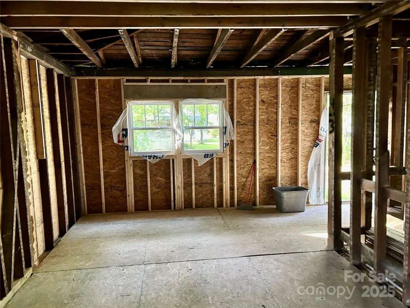 306 Carolina Avenue, Spencer, NC 28159.  MLS# CAR4251894, YatesRealty ID 8645. 