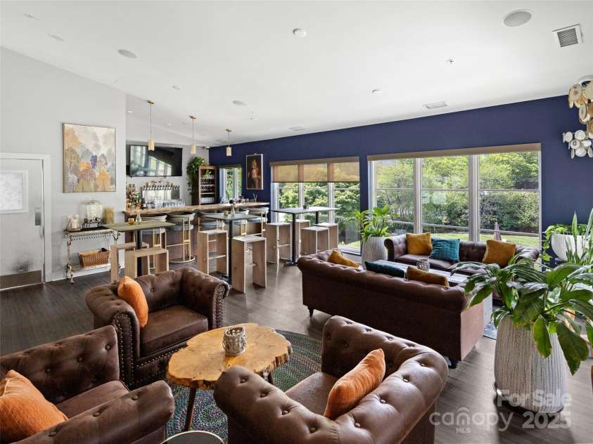 401 Bowling Park Road, Asheville, NC 28803.  MLS# CAR4250515, YatesRealty ID 8646. 