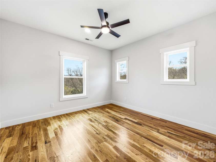 117 Third Street, Asheville, NC 28803.  MLS# CAR4358061, YatesRealty ID 8647. 