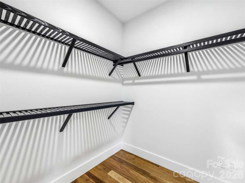 117 Third Street, Asheville, NC 28803.  MLS# CAR4358061, YatesRealty ID 8647. 