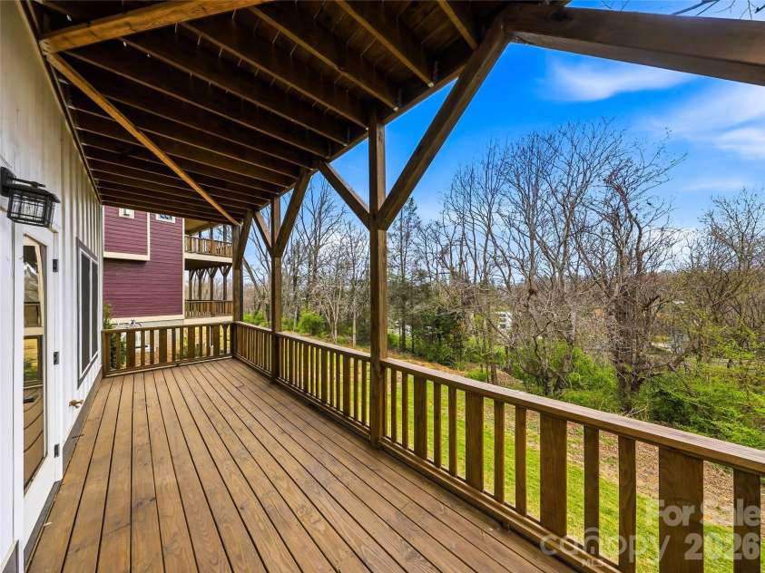 117 Third Street, Asheville, NC 28803.  MLS# CAR4358061, YatesRealty ID 8647. 