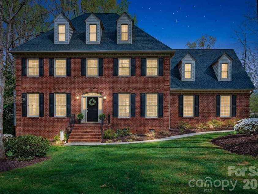 121 Sterling Court, Salisbury, NC 28144.  MLS# CAR4364797, YatesRealty ID 8649. Front