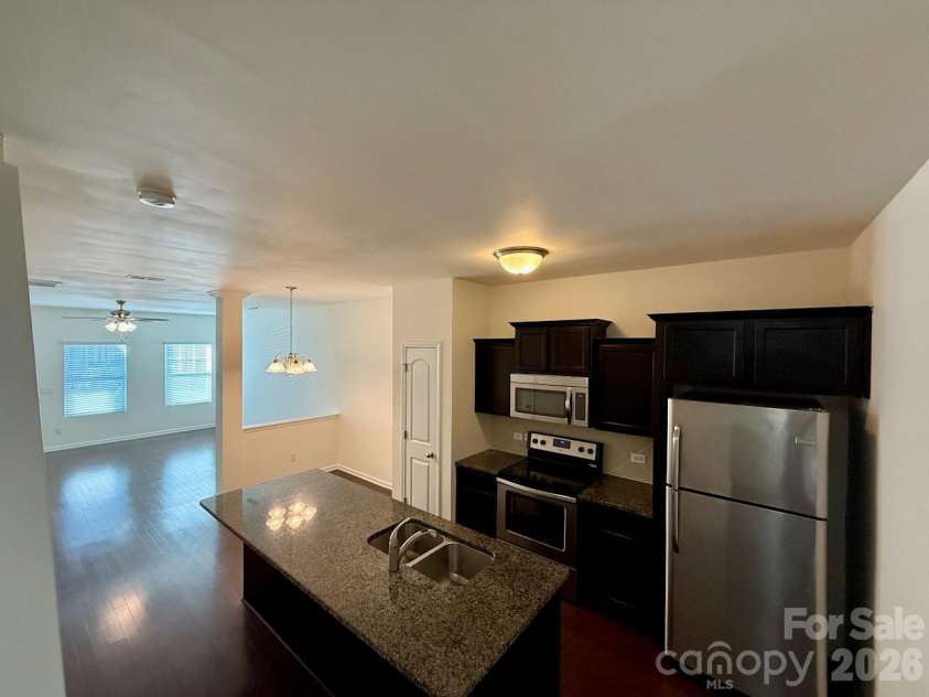 12716 Persimmon Tree Drive, Charlotte, NC 28273.  MLS# CAR4334571, YatesRealty ID 865. Downstairs Area