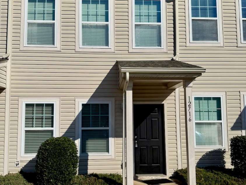 12716 Persimmon Tree Drive, Charlotte, NC 28273.  MLS# CAR4334571, YatesRealty ID 865. Exterior Front