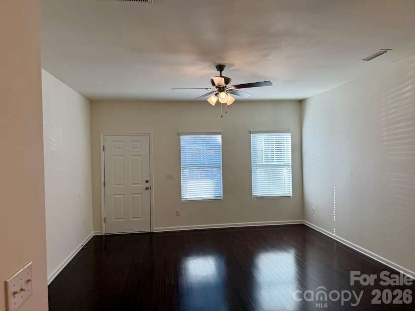 12716 Persimmon Tree Drive, Charlotte, NC 28273.  MLS# CAR4334571, YatesRealty ID 865. Family Room