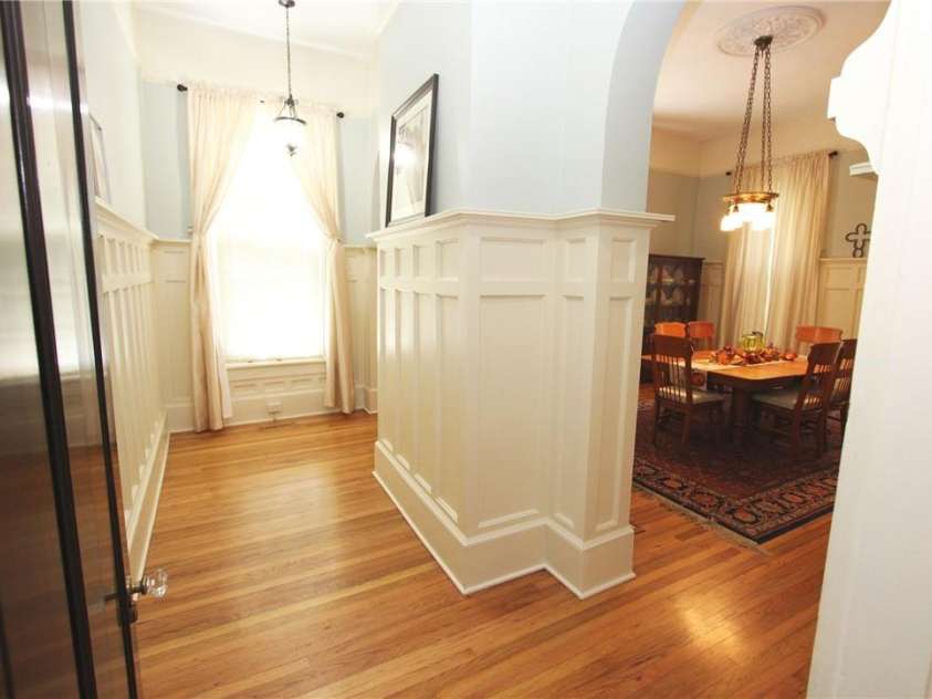 318 Camden Road, Wadesboro, NC 28170.  MLS# CAR3904497, YatesRealty ID 865. DINING ROOM OFF THE HALL & OFF THE KITCHEN.  BUFFET AREA BEFORE YOU GO IN TO SIT DOWN!