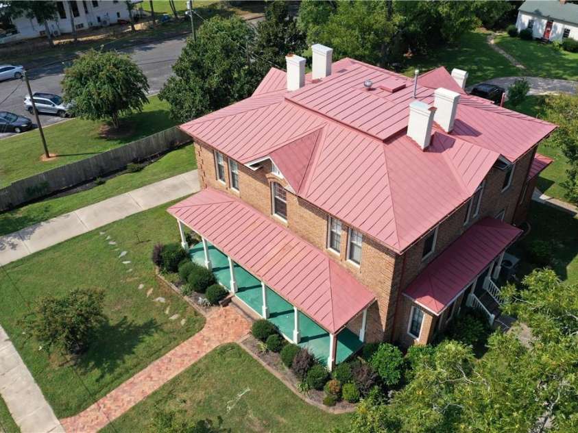 318 Camden Road, Wadesboro, NC 28170.  MLS# CAR3904497, YatesRealty ID 865. FANTASTIC COVERED PORCHES & PATIOS.  ALL THREE SIDES.  COME TO SEE IN PERSON  THERE IS NOTHING YOU CAN WORRY ABOUT WITH THIS HOUSE,  JUST ENJOY!