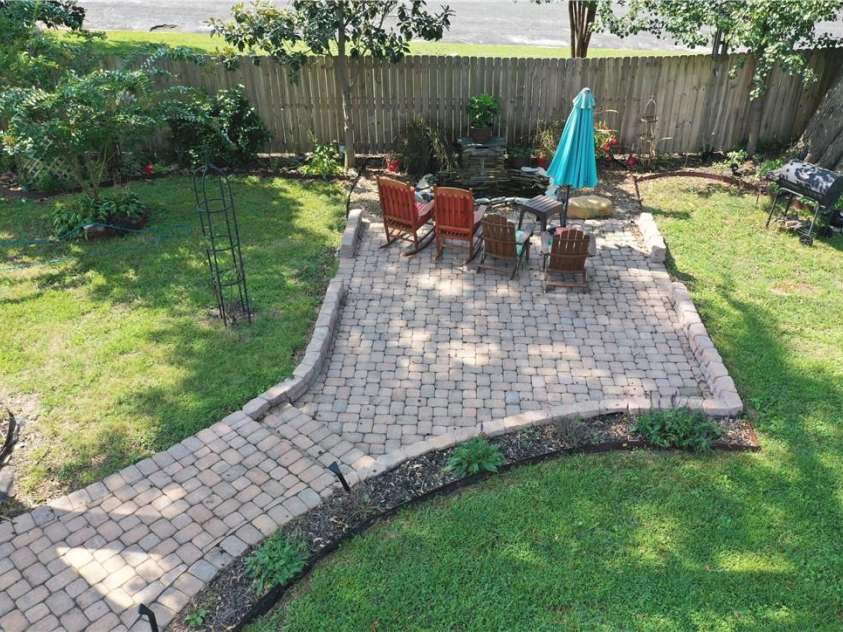 318 Camden Road, Wadesboro, NC 28170.  MLS# CAR3904497, YatesRealty ID 865. WATER FEATURE LANDSCAPED & FOUNTAIN