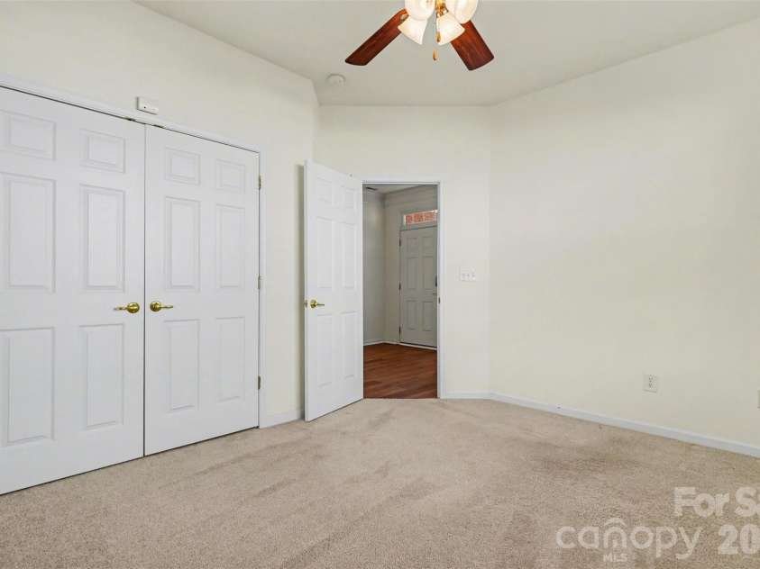 977 Platinum Drive, Fort Mill, SC 29708.  MLS# CAR4363219, YatesRealty ID 8651. 