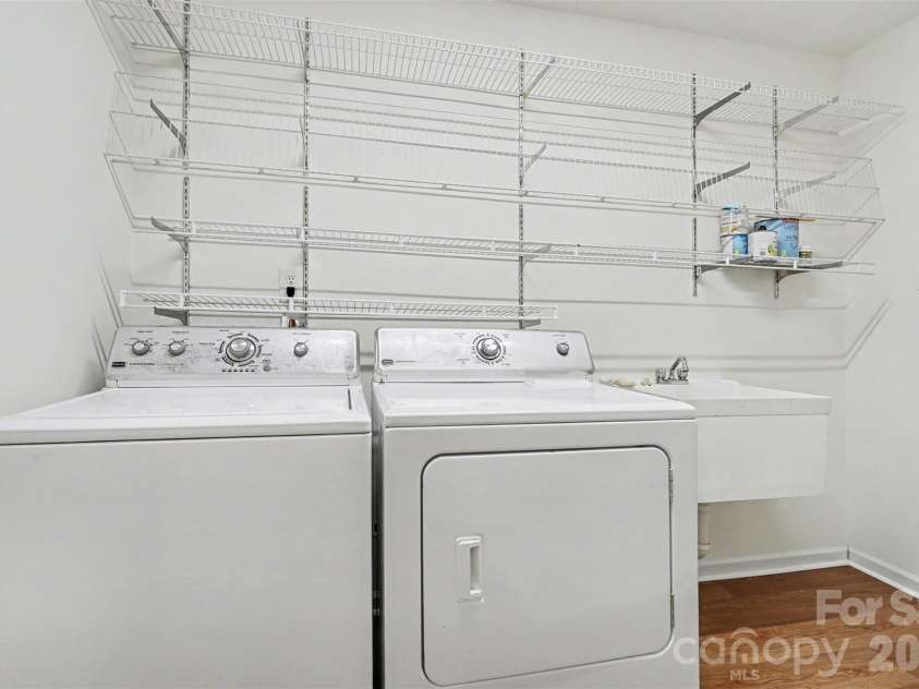977 Platinum Drive, Fort Mill, SC 29708.  MLS# CAR4363219, YatesRealty ID 8651. 