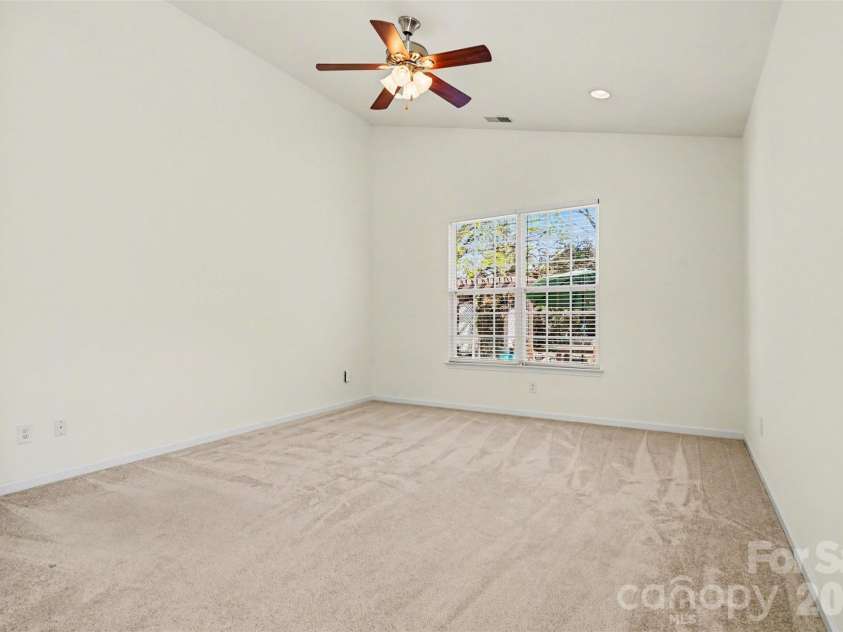 977 Platinum Drive, Fort Mill, SC 29708.  MLS# CAR4363219, YatesRealty ID 8651. 