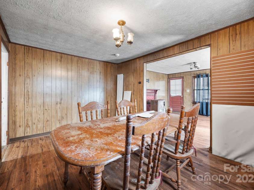 2012 Baton Rouge Road, Chester, SC 29706.  MLS# CAR4328649, YatesRealty ID 8652. 