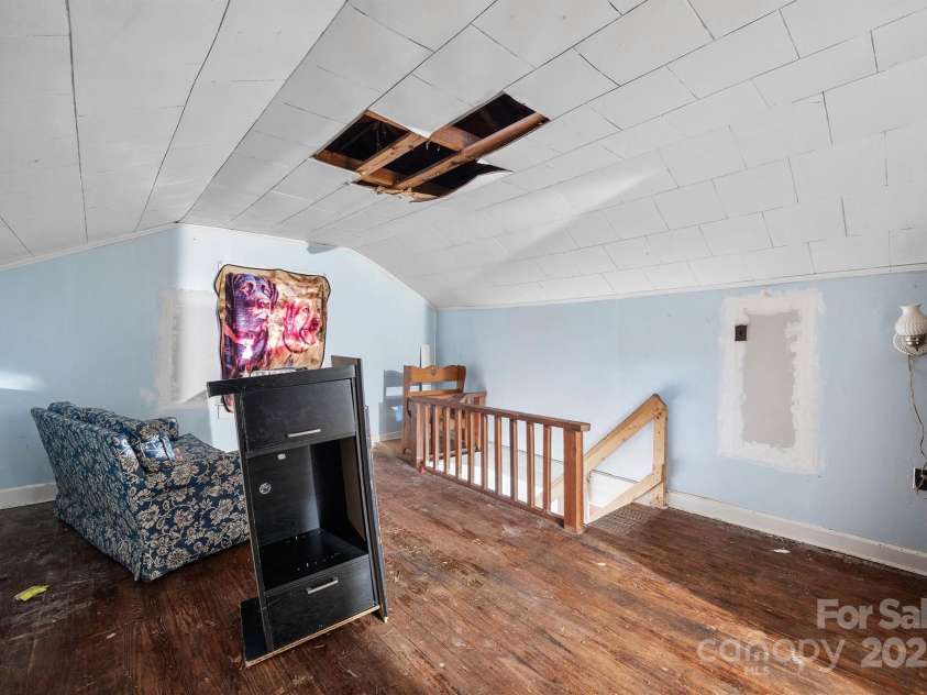 2012 Baton Rouge Road, Chester, SC 29706.  MLS# CAR4328649, YatesRealty ID 8652. 