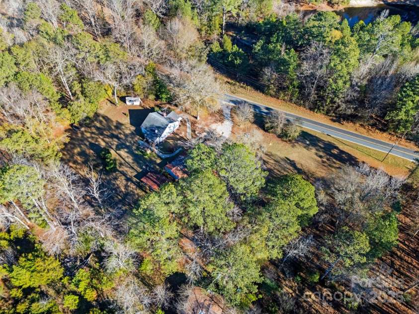 2012 Baton Rouge Road, Chester, SC 29706.  MLS# CAR4328649, YatesRealty ID 8652. 