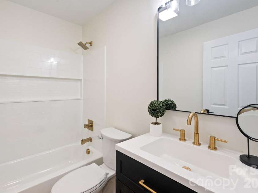 5588 Sugar Hill Road, Marion, NC 28752.  MLS# CAR4358753, YatesRealty ID 8653. 