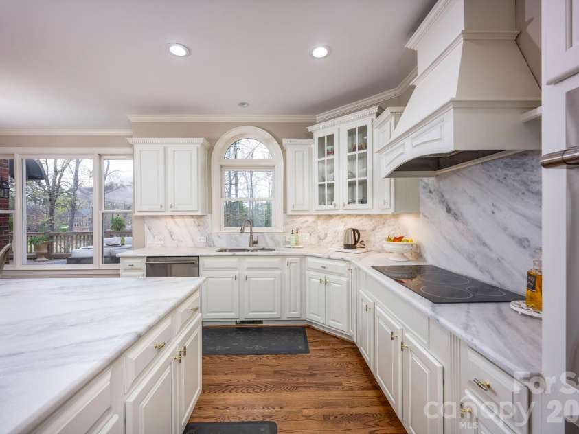 14109 Timbergreen Drive, Huntersville, NC 28078.  MLS# CAR4359413, YatesRealty ID 8657. Kitchen