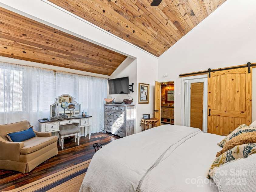 80 Toxaway Shores Road, Lake Toxaway, NC 28747.  MLS# CAR4220584, YatesRealty ID 866. 