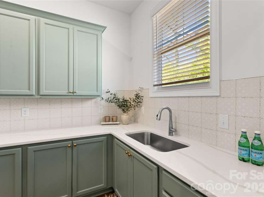 121 Vella Drive, Locust, NC 28097.  MLS# CAR4363310, YatesRealty ID 8660. 