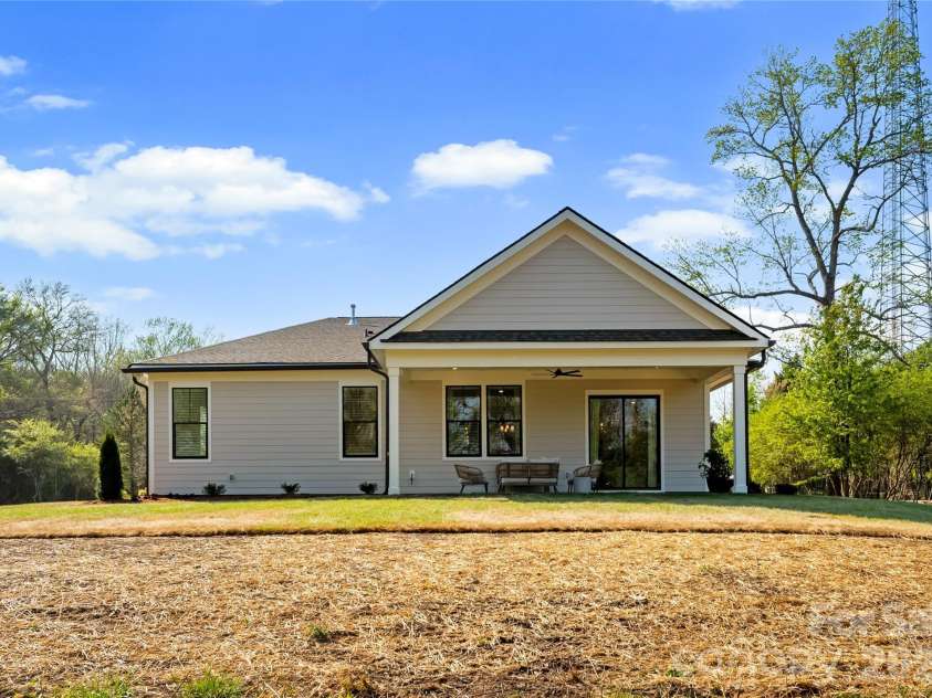 121 Vella Drive, Locust, NC 28097.  MLS# CAR4363310, YatesRealty ID 8660. 
