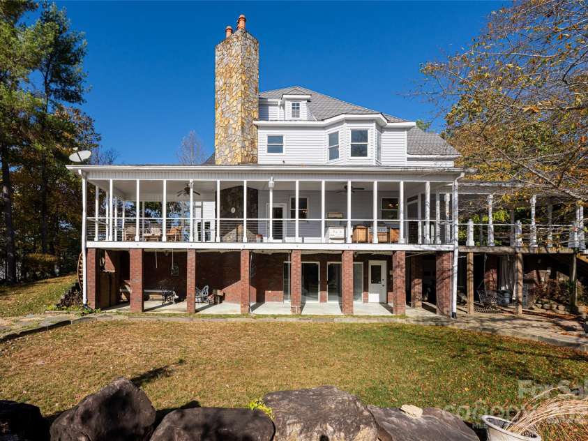 4950 Canterbury Place, Morganton, NC 28655.  MLS# CAR4251001, YatesRealty ID 8660. 