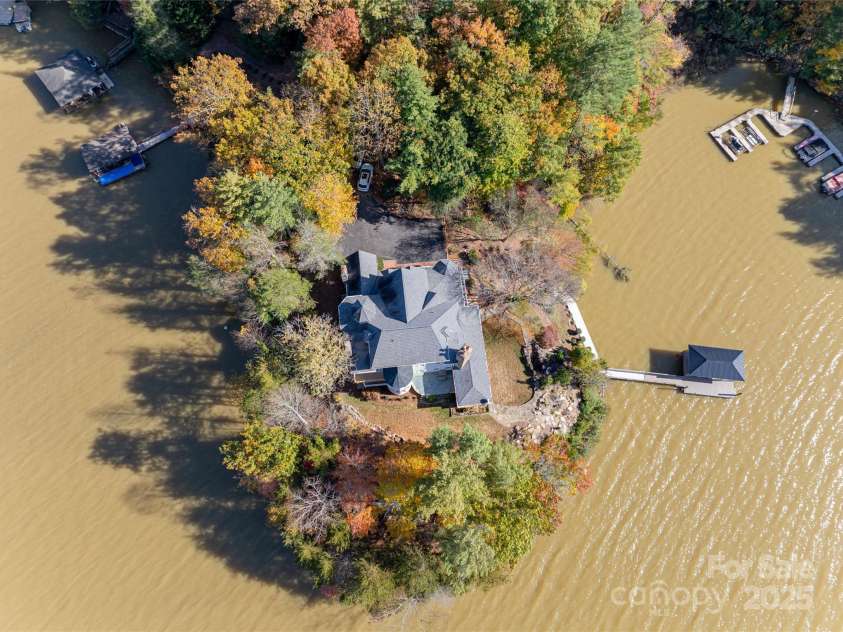 4950 Canterbury Place, Morganton, NC 28655.  MLS# CAR4251001, YatesRealty ID 8660. 