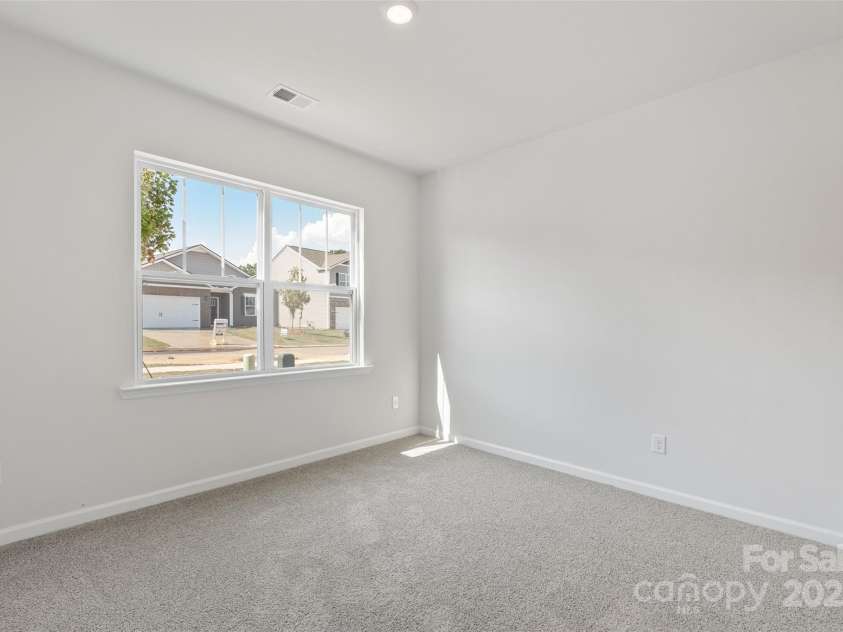 624 Country Oak Drive, Asheville, NC 28804.  MLS# CAR4252065, YatesRealty ID 8661. Photos are representative