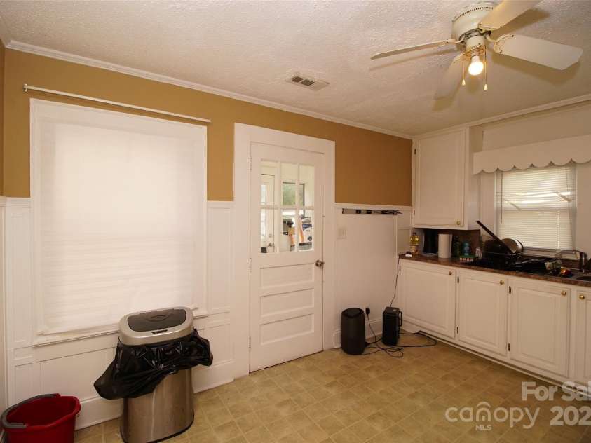 615 Mauney Avenue, Kings Mountain, NC 28086.  MLS# CAR4251484, YatesRealty ID 8663. 