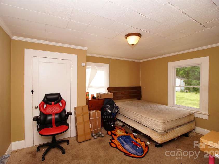 615 Mauney Avenue, Kings Mountain, NC 28086.  MLS# CAR4251484, YatesRealty ID 8663. 