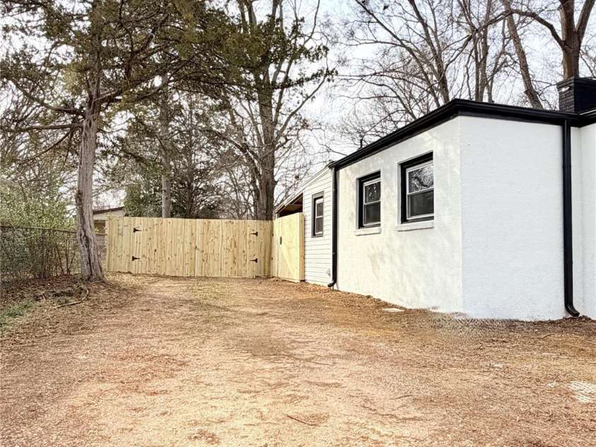 1114 Mount Olivet Road, Kannapolis, NC 28083.  MLS# CAR4350055, YatesRealty ID 8664. Front left side