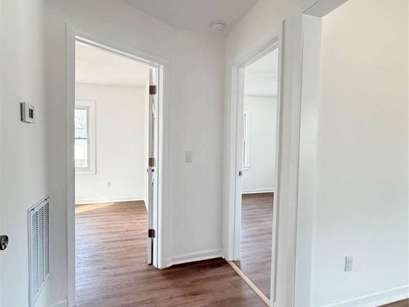1114 Mount Olivet Road, Kannapolis, NC 28083.  MLS# CAR4350055, YatesRealty ID 8664. Hallway