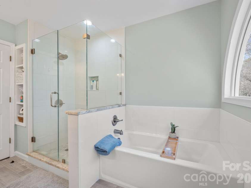 14604 Hanloch Court, Charlotte, NC 28262.  MLS# CAR4337953, YatesRealty ID 8666. 