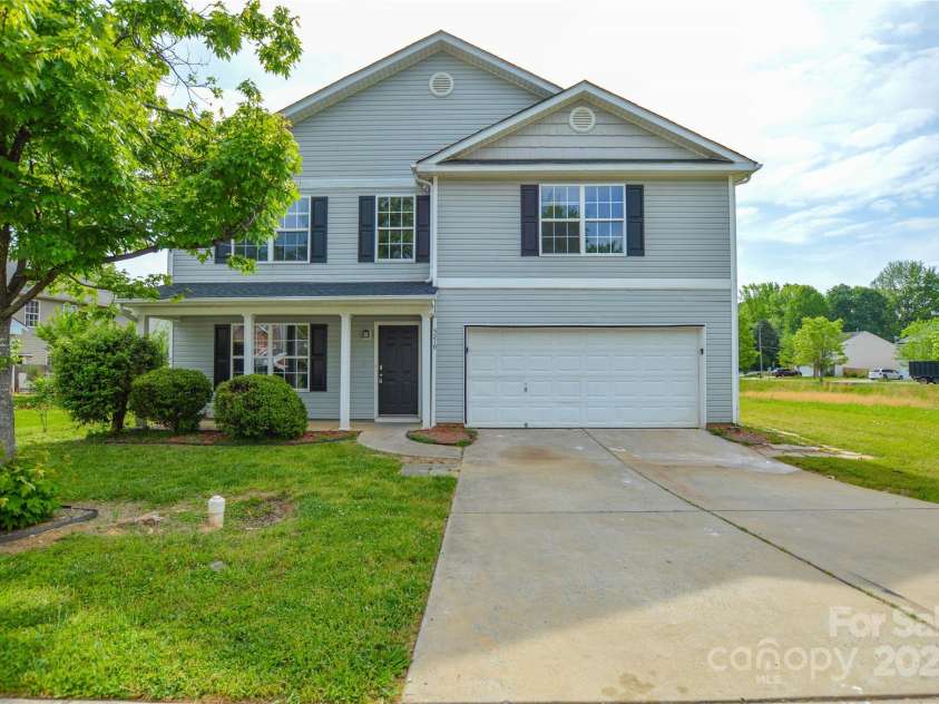 5219 Biederbeck Drive, Charlotte, NC 28212.  MLS# CAR4248712, YatesRealty ID 8667. 