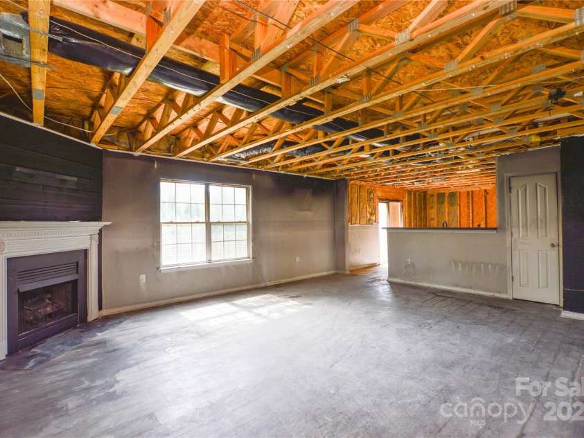 5219 Biederbeck Drive, Charlotte, NC 28212.  MLS# CAR4248712, YatesRealty ID 8667. 