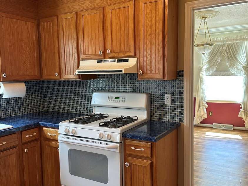 1215 Wiltshire Drive, Kannapolis, NC 28081.  MLS# CAR4360332, YatesRealty ID 8669. 
