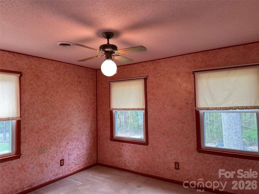 1215 Wiltshire Drive, Kannapolis, NC 28081.  MLS# CAR4360332, YatesRealty ID 8669. Bedroom 3