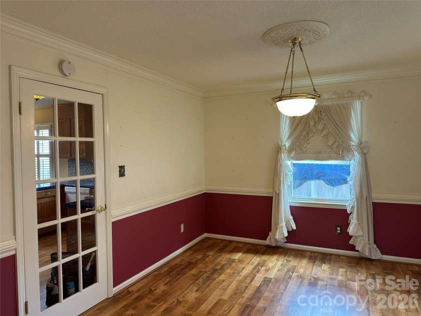 1215 Wiltshire Drive, Kannapolis, NC 28081.  MLS# CAR4360332, YatesRealty ID 8669. Diningroom