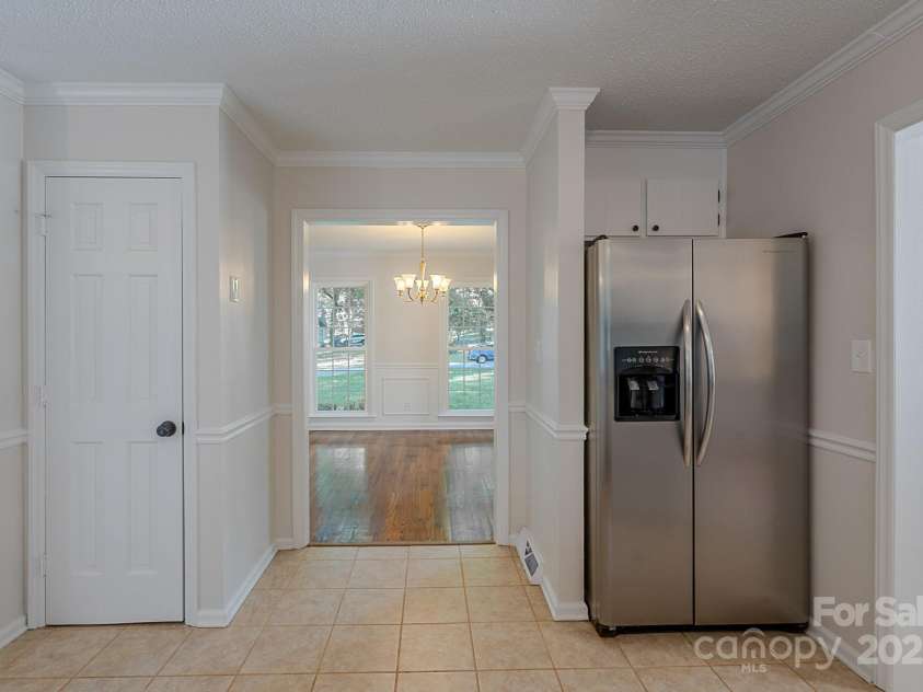 4501 Bainview Drive, Mint Hill, NC 28227.  MLS# CAR4251596, YatesRealty ID 8669. 