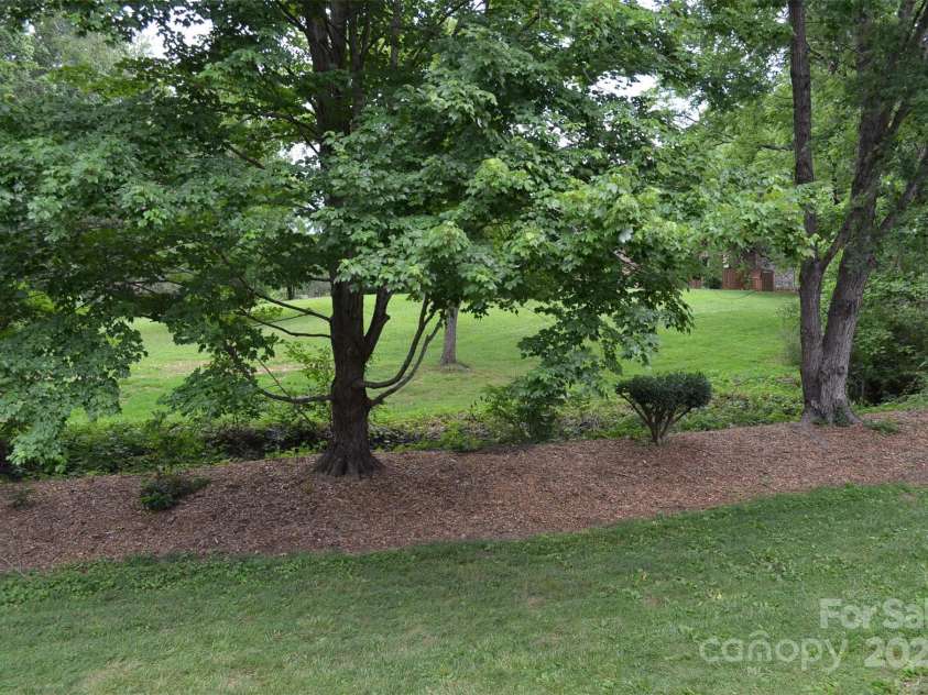 609 Crowfields Lane, Asheville, NC 28803.  MLS# CAR4278322, YatesRealty ID 867. 