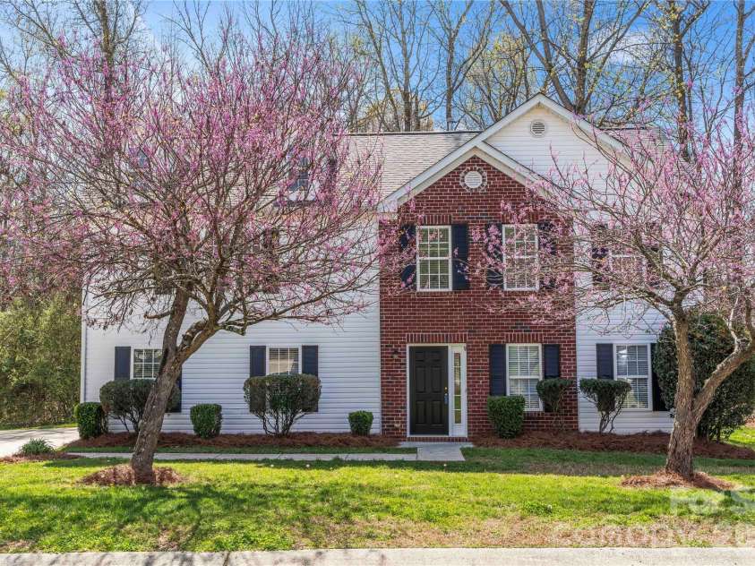 1040 Castle Rock Court, Concord, NC 28025.  MLS# CAR4362419, YatesRealty ID 8676. 