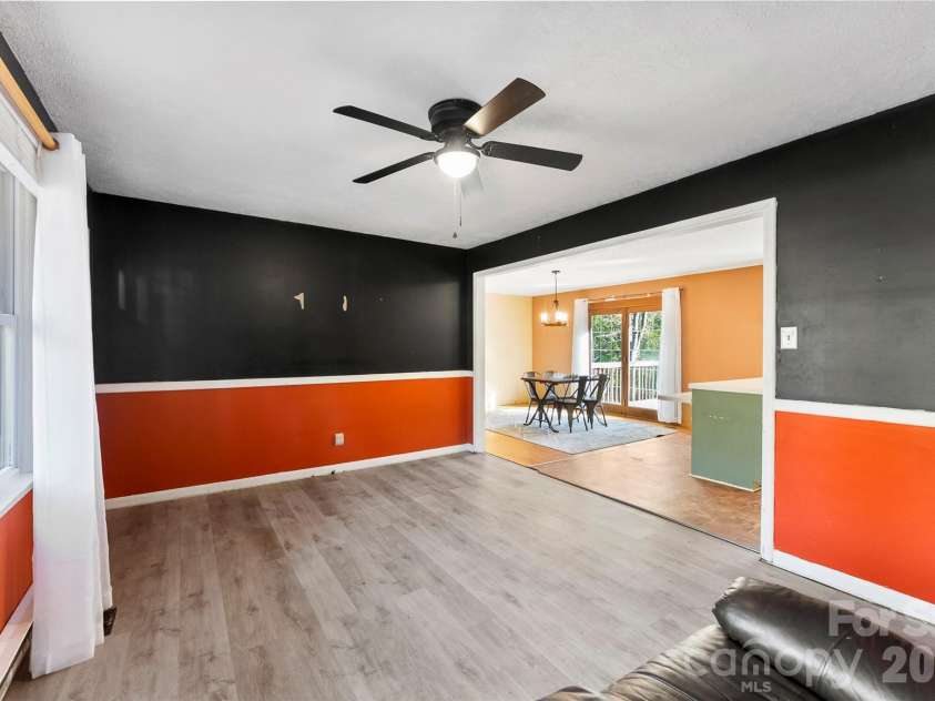 5111 Westgate Drive, Shelby, NC 28152.  MLS# CAR4319068, YatesRealty ID 8677. 