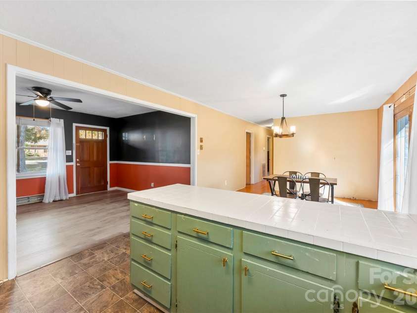 5111 Westgate Drive, Shelby, NC 28152.  MLS# CAR4319068, YatesRealty ID 8677. 