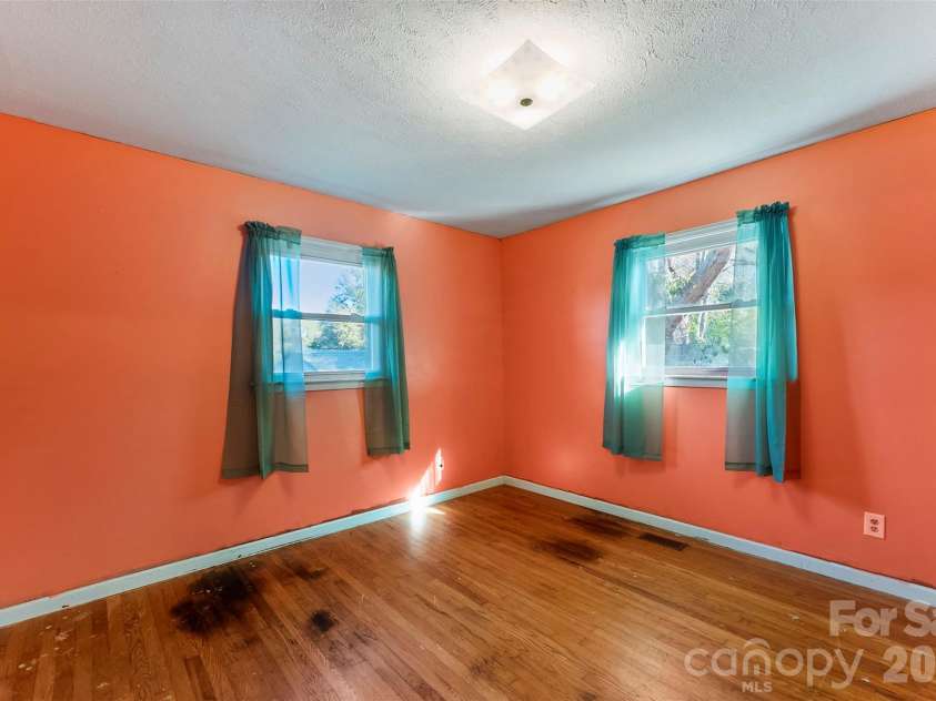 5111 Westgate Drive, Shelby, NC 28152.  MLS# CAR4319068, YatesRealty ID 8677. 