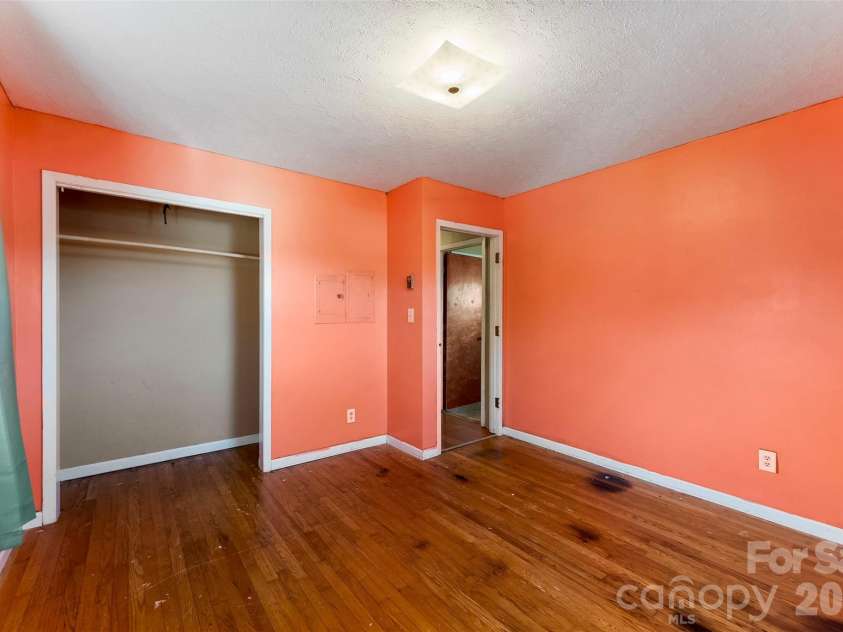 5111 Westgate Drive, Shelby, NC 28152.  MLS# CAR4319068, YatesRealty ID 8677. 