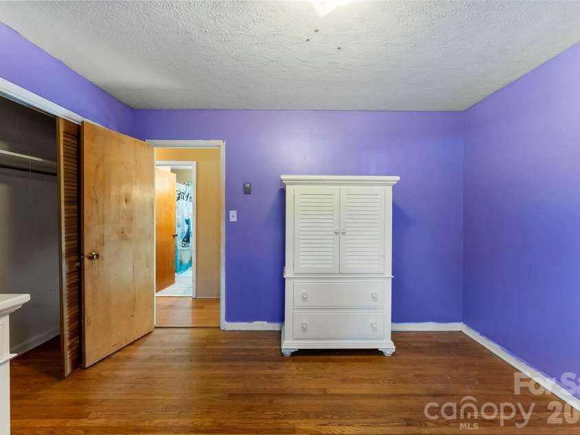 5111 Westgate Drive, Shelby, NC 28152.  MLS# CAR4319068, YatesRealty ID 8677. 
