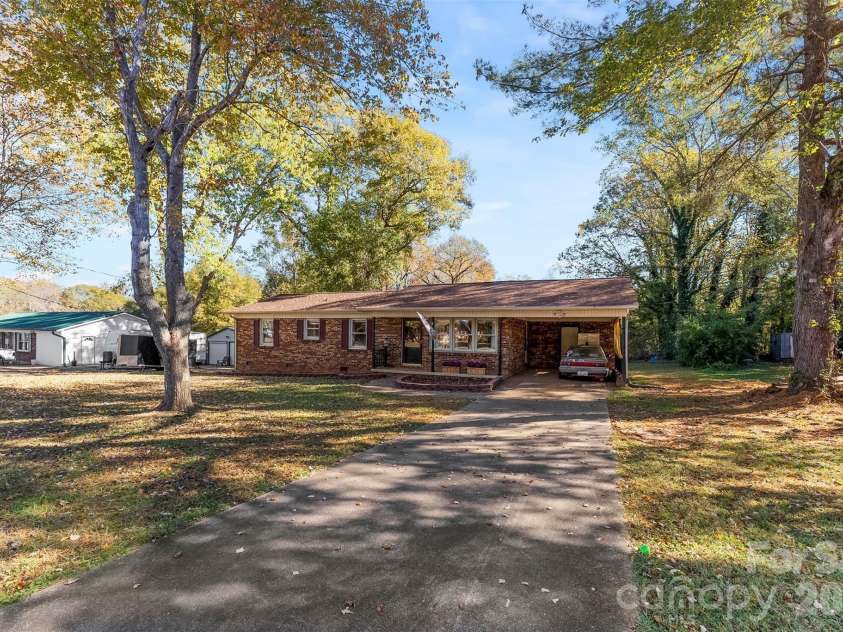 5111 Westgate Drive, Shelby, NC 28152.  MLS# CAR4319068, YatesRealty ID 8677. 