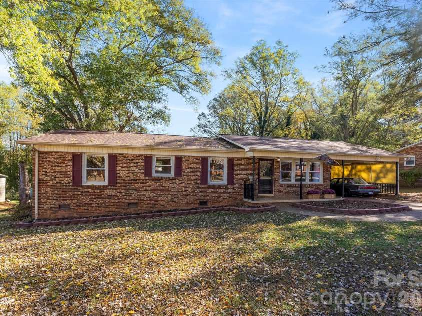 5111 Westgate Drive, Shelby, NC 28152.  MLS# CAR4319068, YatesRealty ID 8677. 