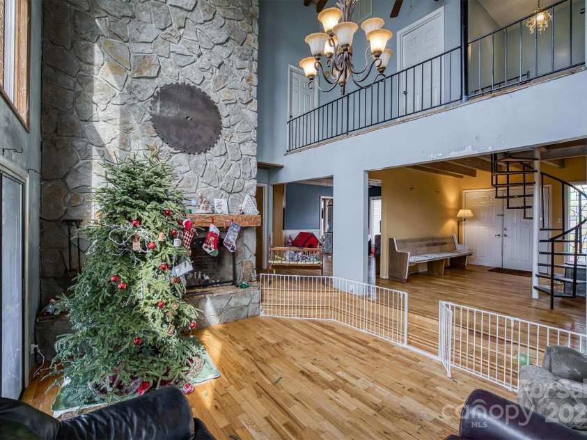 3827 River Road, Morganton, NC 28655.  MLS# CAR4217660, YatesRealty ID 8679. 