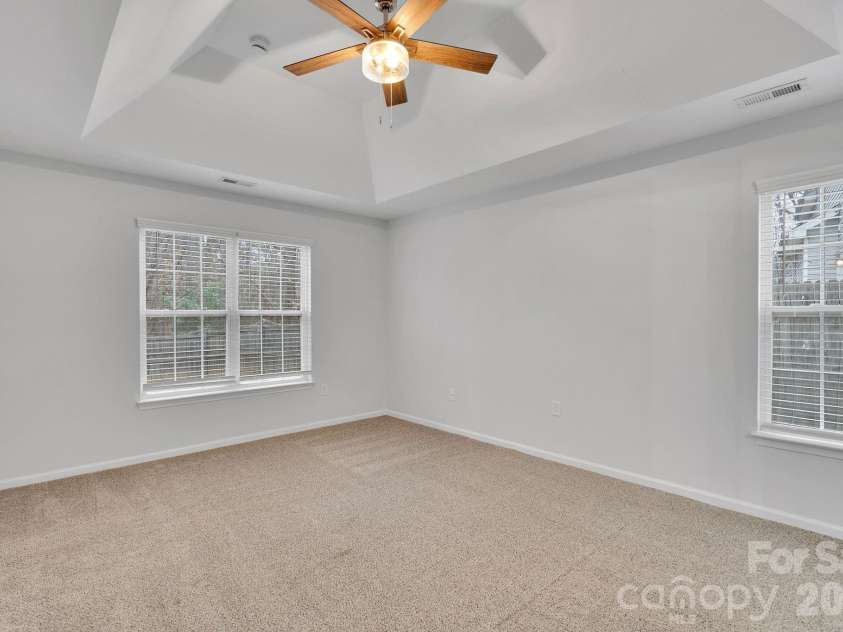 311 Margaret Kelly Court, Charlotte, NC 28216.  MLS# CAR4334078, YatesRealty ID 868. 