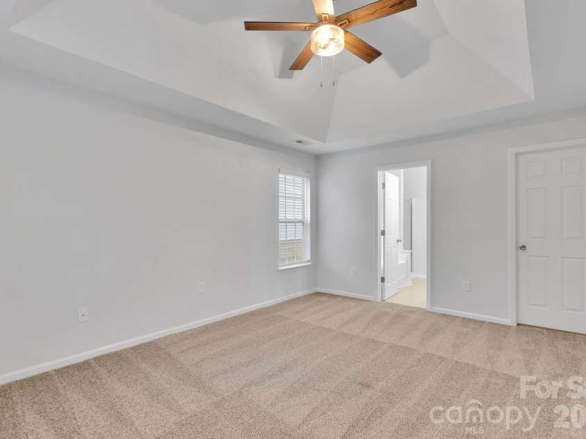 311 Margaret Kelly Court, Charlotte, NC 28216.  MLS# CAR4334078, YatesRealty ID 868. 