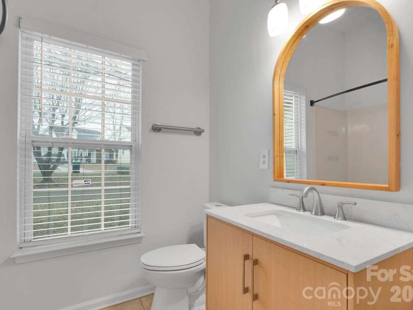 311 Margaret Kelly Court, Charlotte, NC 28216.  MLS# CAR4334078, YatesRealty ID 868. 